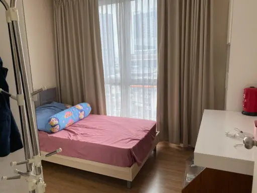 Condo for sale, The Tree Bang Pho Station, 2 bedrooms, 11th floor, good corner room, cool weather during the day.