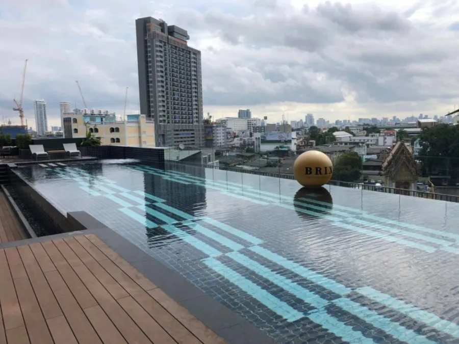 ให้เช่า บริกซ์ คอนโดมิเนียม ติดรถไฟฟ้าสายสีน้ำเงิน พลาดแล้วจะเสียใจ !!