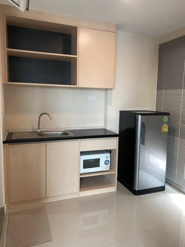 ให้เช่า JW Condo @ Donmuang ห้องมุมคนไม่พลุกพล่าน มาพร้อมโซฟาตัวใหญ่น่านั่ง จองด่วน