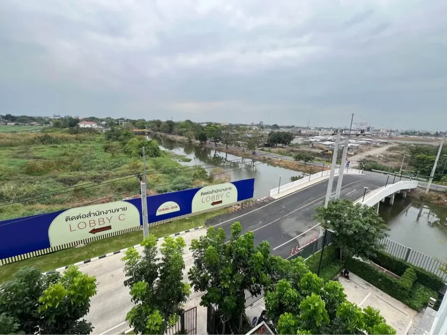 ให้เช่า Atmoz Kanaal Rangsit ห้องพร้อมอยู่ เฟอร์ เครื่องใช้ไฟฟ้าครบ รีบมาจองเลย