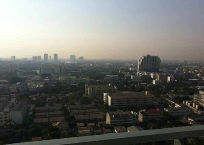 Urgent sale, The Parkland Taksin-Thapra, 25th floor, rim room, not next to anyone, Chao Phraya view, Building A, good position, buy now.