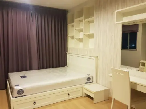 For rent Life @ Ladprao 18, beautiful room, good view, 1 bedroom, fully furnished, great price, book now, you will regret it.