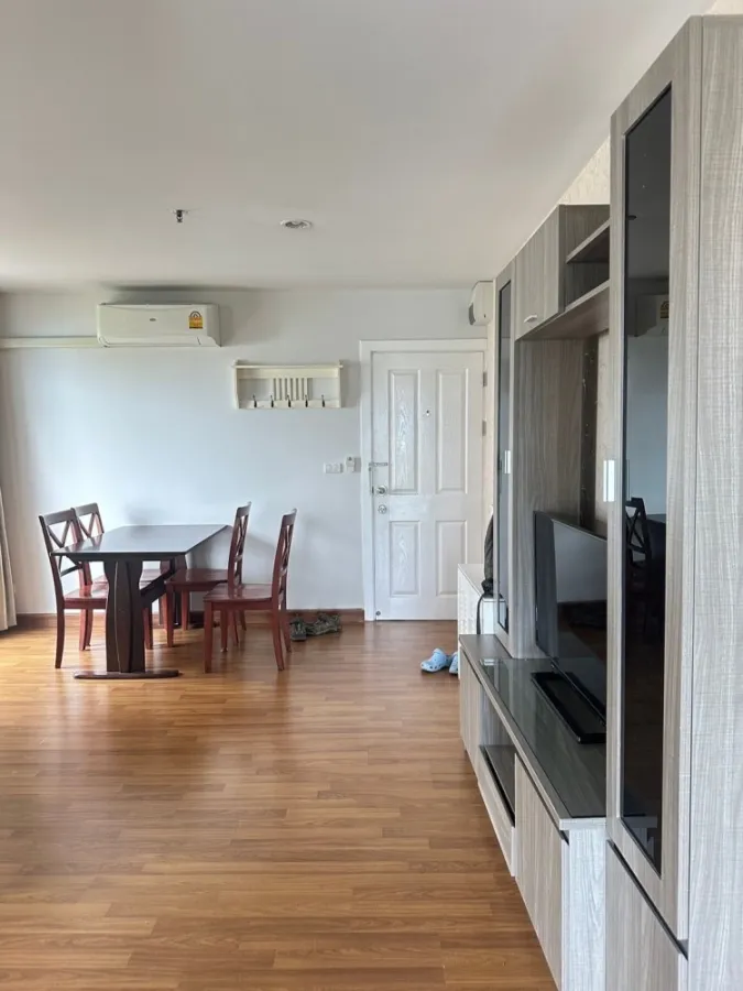 For sale, for rent, Regent Home 18 Chaengwattana-Lak Si, 7th floor, Building F, fully furnished, ready to move in, book now, don't miss it.