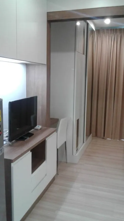 For rent!! Condo The Hotel Service, 15th floor, fully furnished, just bring your bags and move in. Don't miss out!!