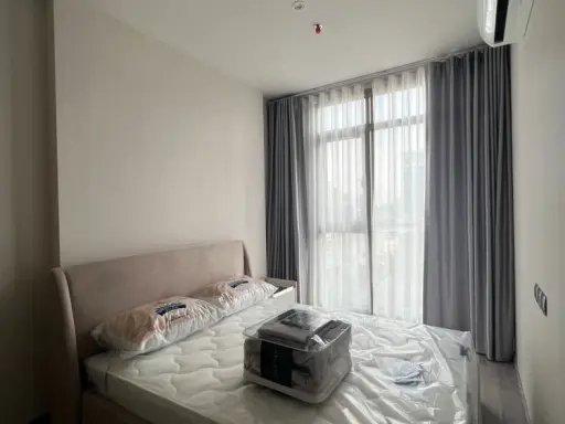 For rent: Rhythm Ekkamai Estate, fully furnished unit. Book now! Don't miss out! Act fast!