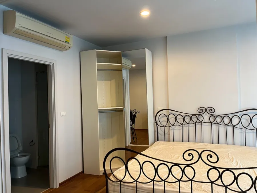 Condo for sale, The Vertical Ari, 1 bedroom, 1 bathroom, not far from the swimming pool. Don't miss it.