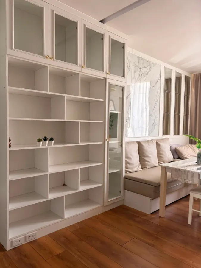For rent: Park 24 Origin Phrom Phong. Nicely decorated with built-in furniture and fully furnished. This is a must-book!