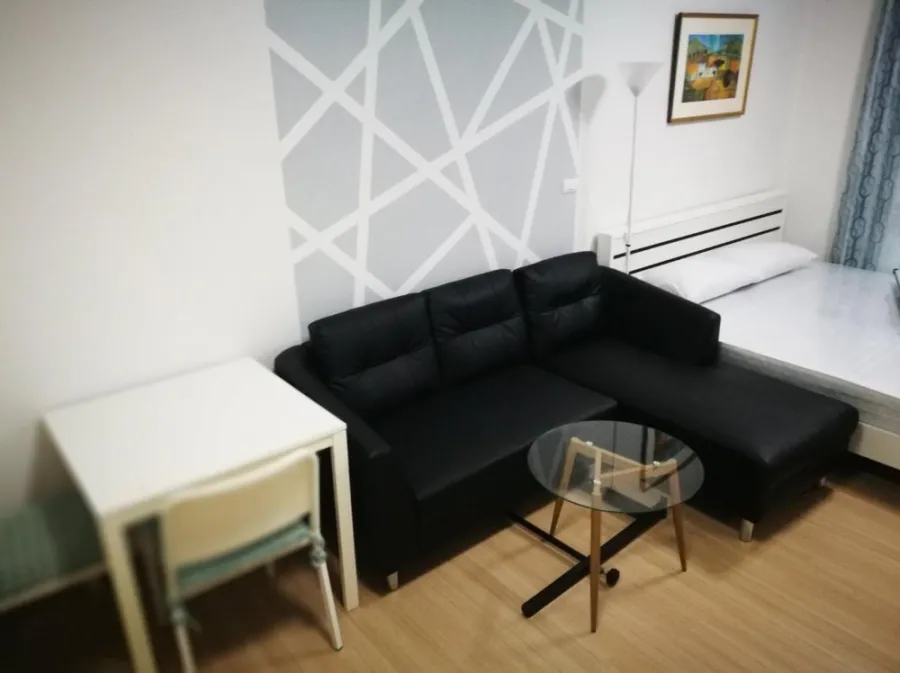 For rent, Unio Charan, 3 rooms, ready to move in. simple decoration Complete set of furniture If you don't reserve, you'll miss a lot.
