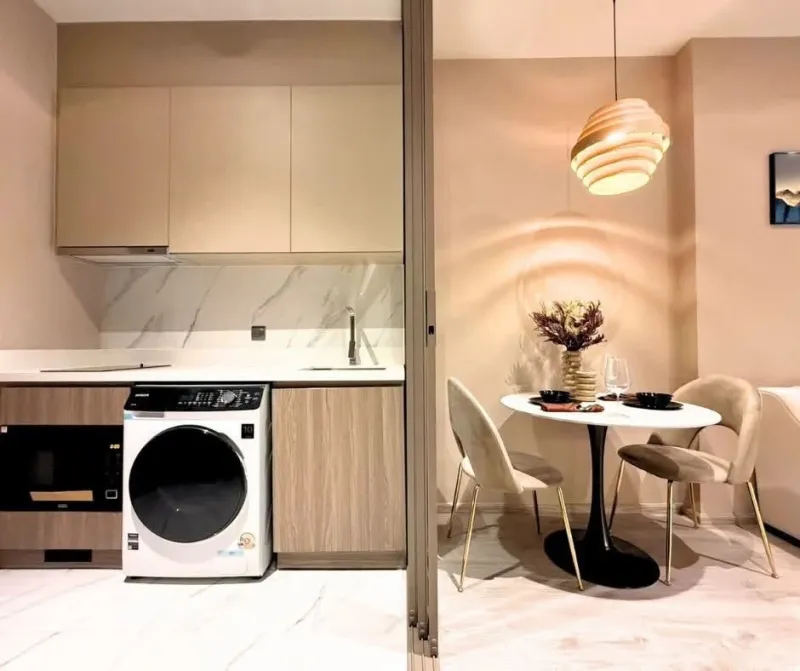 ให้เช่า Rhythm Ekkamai Estate ชั้น 24 วิวโปร่ง โล่ง สบายตา จองเลย ห้ามพลาด ด่วนๆ