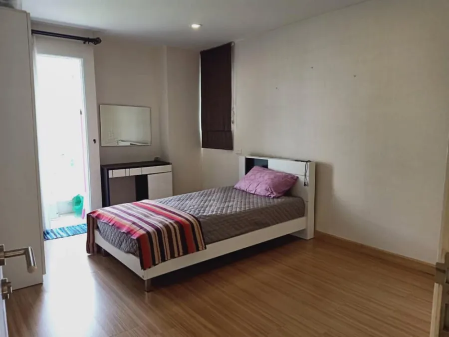 ขาย แฮปปี้ คอนโด ลาดพร้าว 101 ห้องใหญ่ กว้างมาก ทำเลดี อย่ารอช้า