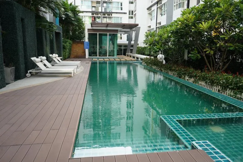 ให้เช่าคอนโด แอสปาย ศรีนครินทร์ ชั้นสูง วิวสระ เฟอร์ครบ พร้อมอยู่จ้า ไม่ต้องคิดนานติดต่อมาเลย