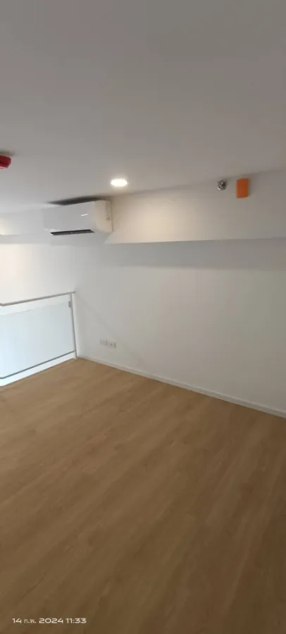 Urgent sale, Condo Landmark at MRTA Station, empty room, not too expensive. Let me tell you, you can't miss it.