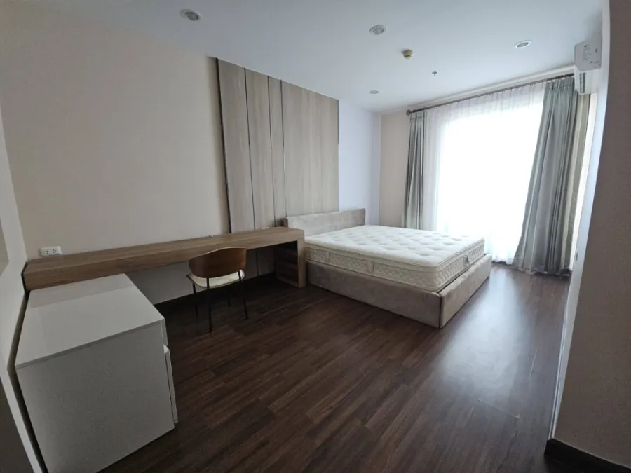 For rent: Supalai Premier Ratchathewi, 17th floor, fully furnished, very livable. Book now!
