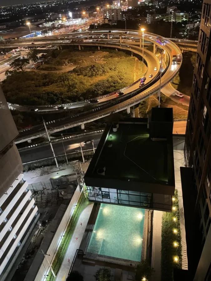 Condo for rent at Terra Residence Phase 1. The unit is partitioned into separate, clearly defined zones. Amazing price! Book now, don't wait!