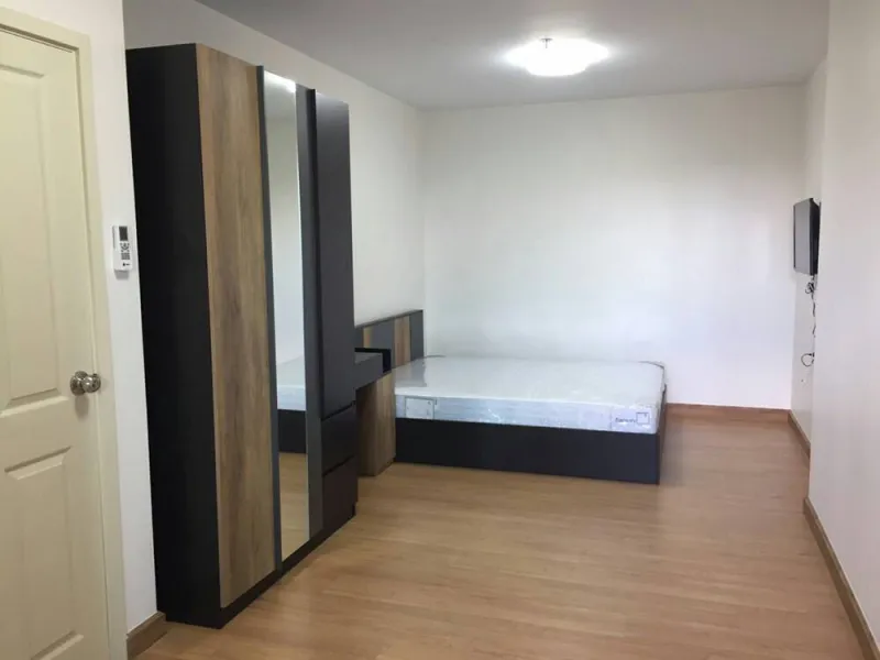 ห้องใหญ่ ราคาถูกมาแล้วจ้า For rent ศุภาลัย ซิตี้ รีสอร์ท แจ้งวัฒนะ วิวสระแถมเฟอร์ครบ จองด่วนๆเลยจ้า