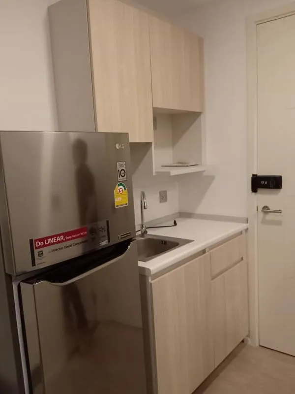Wynn Condo Ladprao Chockchai 4 ห้องเพิ่งว่างสดๆ ผ่านทำความสะอาดอย่างดี เฟอร์ครบพร้อมอยู่