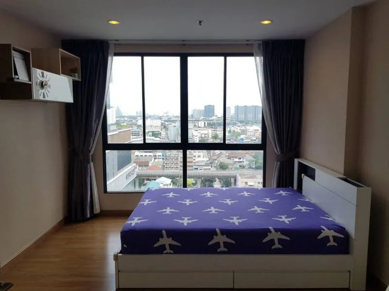 The Tree Interchange Condo 1 ห้องนอน 1 ห้องน้ำ ขนาด 23 ตรม. ห้องตกแต่งครบพร้อมอยู่ รีบเลยด่วนๆ