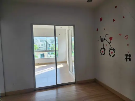 Condo for sale, The Kith Chaengwattana, empty room, corner room, decorated according to style. Can't miss it anymore. images