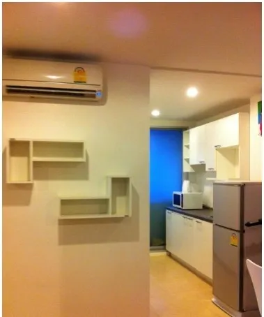 For rent: The Niche Sukhumvit 49, 1 bedroom, decorated, ready to move in, fully furnished. If you miss it, you'll regret it. Hurry and book now.