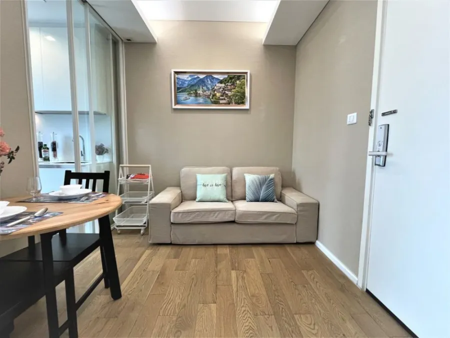 For rent The Saint Residences, new room, unboxing Furnished in tone control, next to BTS, must this room, don't let it slip away.