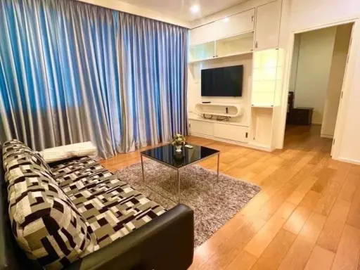 ขาย Wind Sukhumvit 23 วิวของห้องจะเป็นวิวเมือง และหันด้านหน้าสระว่ายน้ำ ซึ่งได้วิวที่สวยงามมาก จองเลย