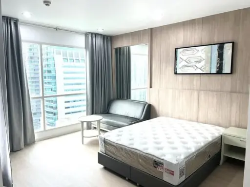 ให้เช่า The address Chidlom ห้องชั้นสูง พร้อมอยู่ เฟอร์พร้อม กว้างขวางอยู่สบาย จองเลย images