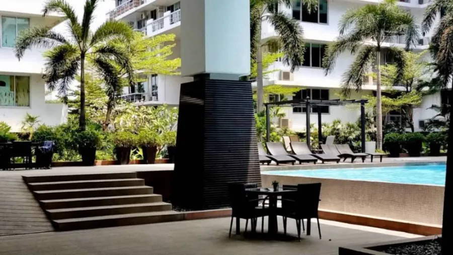 For rent!! Condo Waterford Sukhumvit 50, 4th floor, Building F, fully furnished. Ready to move in, don't miss it!!