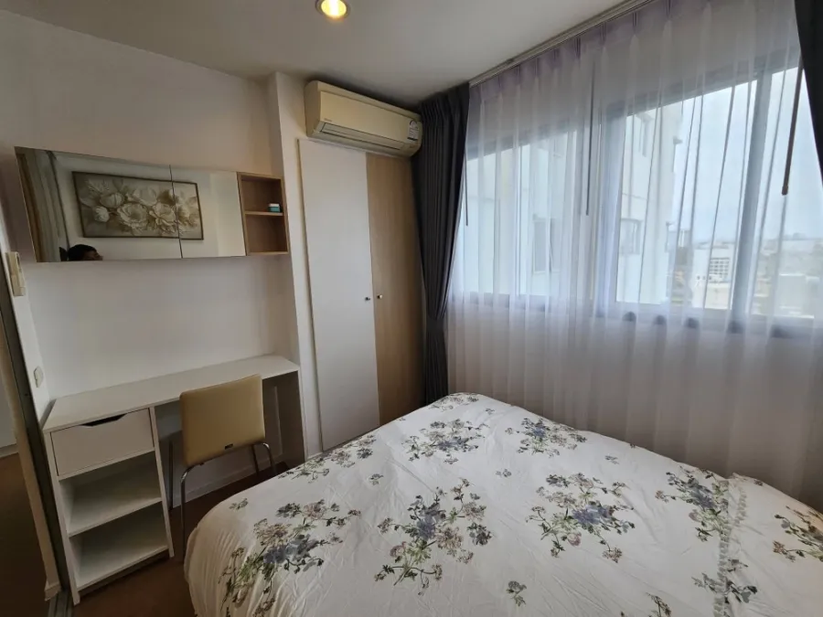 For sale: Lumpini Condo Town Pattaya North Sukhumvit, 15th floor, city view, next to Sukhumvit Road. Beautiful room, fully furnished with appliances.