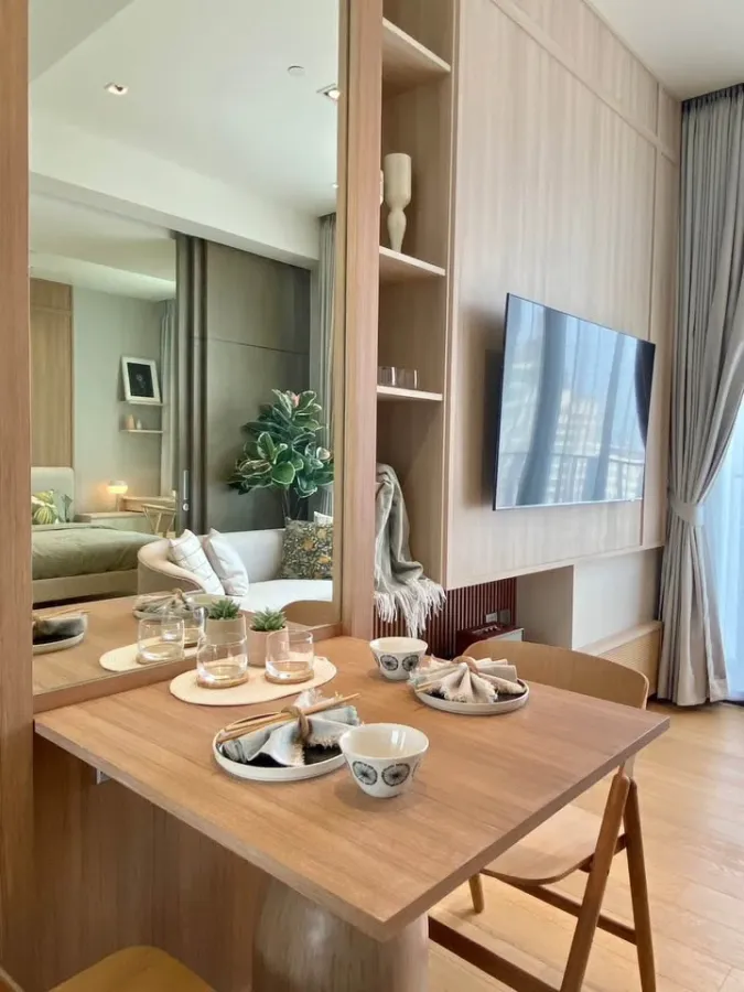 ให้เช่า!! คอนโด 28 ชิดลม ชั้น 17 ตึก The Villa เฟอร์นิเจอร์ครบ พร้อมเข้าอยู่ รีบจองเลย ด่วนๆ!!