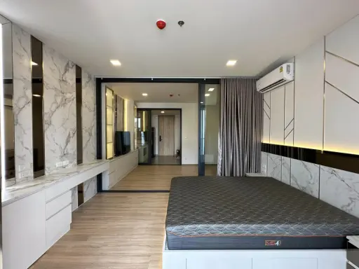 Rent XT Phayathai, spacious room There is space to use, the price is strong, say that you must not miss it.