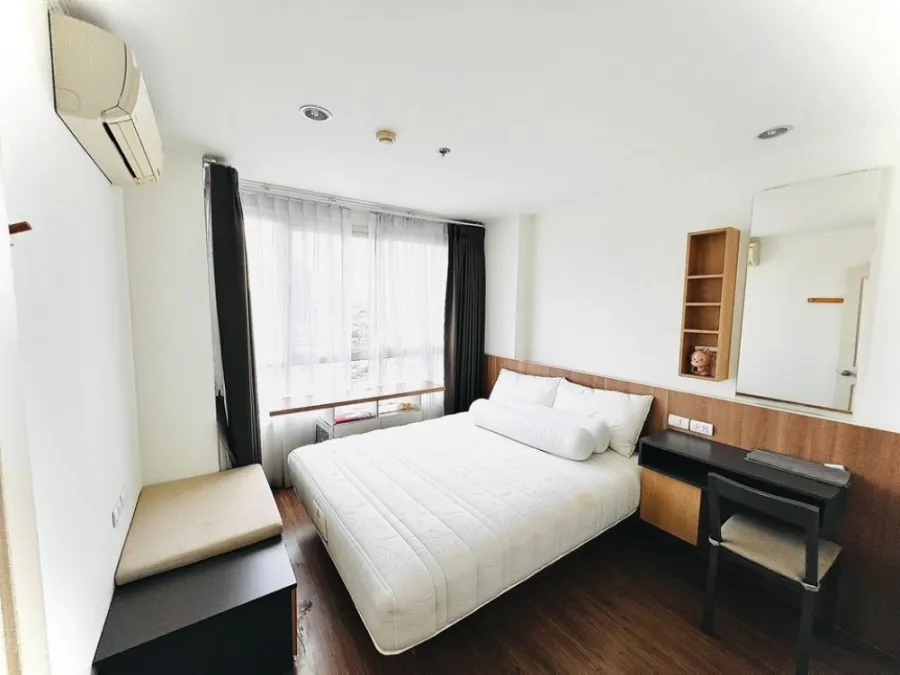 Sell U Delight @ Bangson Station, high floor, city view, no building block, Built-in furniture, book quickly.
