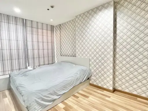 ขาย ideovere ราชปรารภ 2 ห้องนอน 1 ห้องน้ำ ชั้น 30 วอลเปเปอร์จุกๆ ซื้ออยู่เองคุ้ม ปล่อยเช่าก็ดี