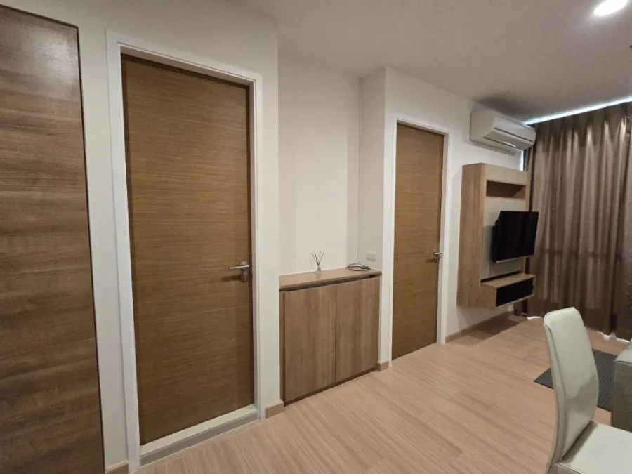 For rent!! Lumpini Center Happyland Condo Phase 1-4, 30th floor, beautiful room, fully furnished, worth living in, don't miss it!!