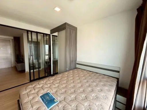 For rent: Knightsbridge SkyCity, Saphan Mai. Beautiful room with great view, fully furnished and equipped with appliances. Just bring your belongings