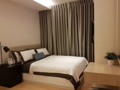 Rent / sell H Condo Sukhumvit 43, fully furnished, the room is like new, do not miss.