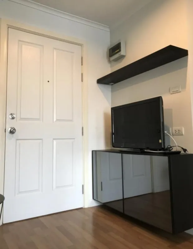 Lumpini Place Ratchayothin for rent, 1 bedroom, 28 sq m. View of the elephant building, fully furnished, very nice