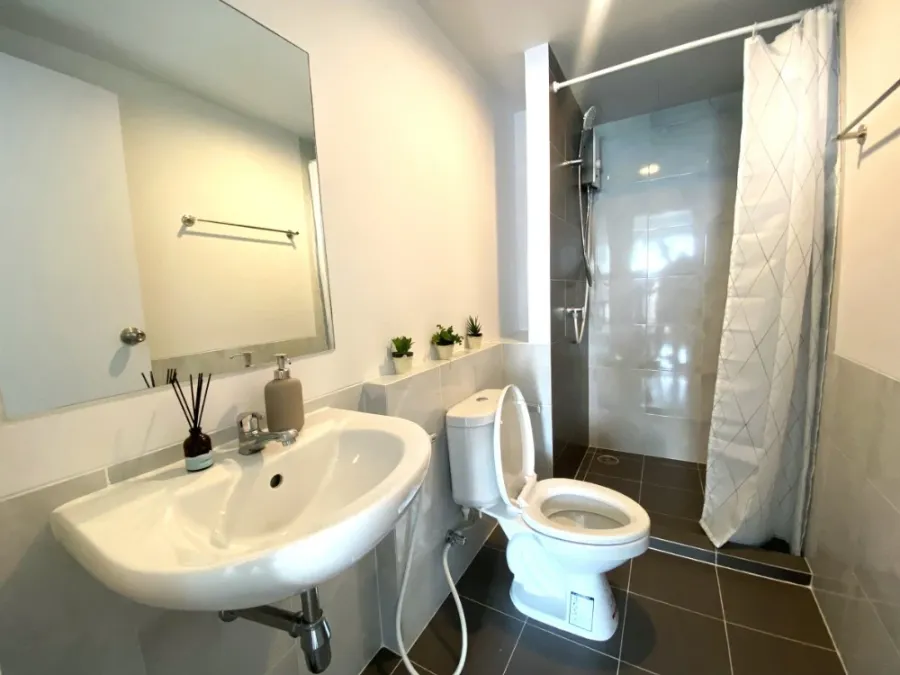 For rent: The Kith Lite Bangkadi-Tiwanon, 7th floor. Beautiful and comfortable unit, fully furnished. Book now!