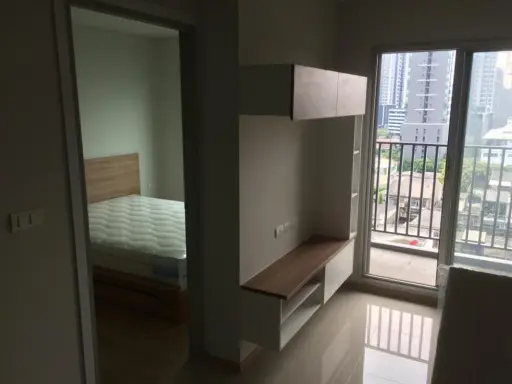 For sale: Rich Park 2 @ Tao Poon Interchange, white room, pleasing to the eye, convenient to travel, if you don't book, you'll miss out.