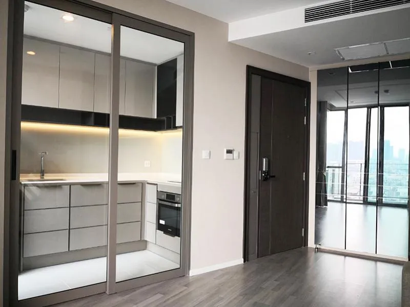 ห้องมุมมาแล้วจ้า วิวแม่น้ำ เฟอร์นิเจอร์บิ้วด์อินครบ ตกแต่งพร้อมเข้าอยู่ เช่าเลยที่ 333 ริเวอร์ไซด์
