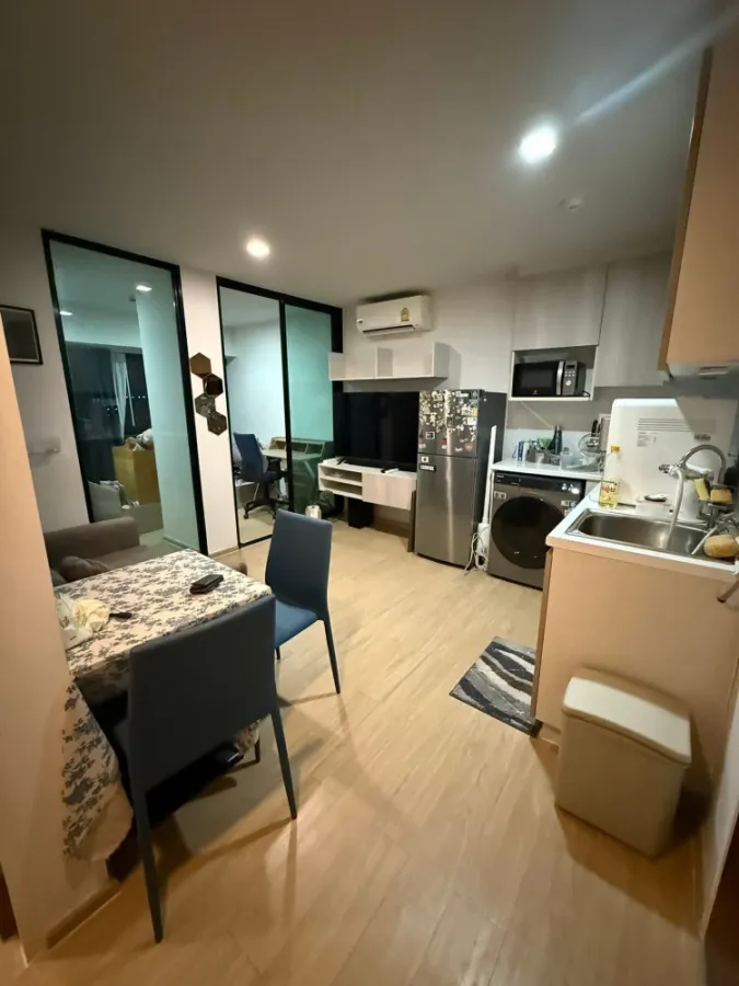 🏡 Wynn Condo Phahonyothin 52 for rent. Beautiful room, ready to move in.
