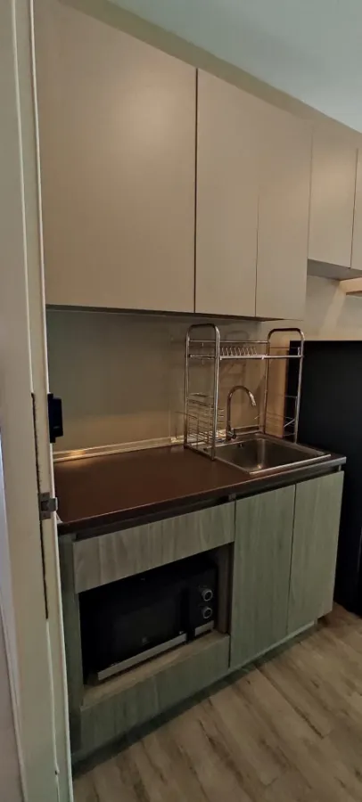 ขาย บราวน์ คอนโด รัชดา 32 ชั้น 6 ตกแต่งสไตล์ Modern Loft พร้อมอยู่ อย่ารอช้า!!