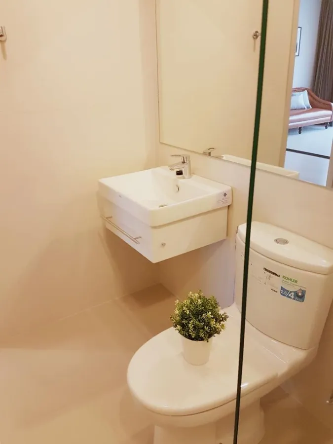 For rent, Life Sukhumvit 48, nice decoration, comfortable color tone, fully furnished, best price, book now, don't miss it.