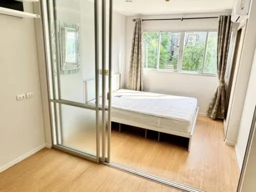ขาย ให้เช่า Lumpini Condo Town Ramindra-Lat Pla Khao ห้องน่าอยู่ มาพร้อมเฟอร์ครบครัน หิ้วกระเป๋าเข้าอยู่ได้เลยจ้า