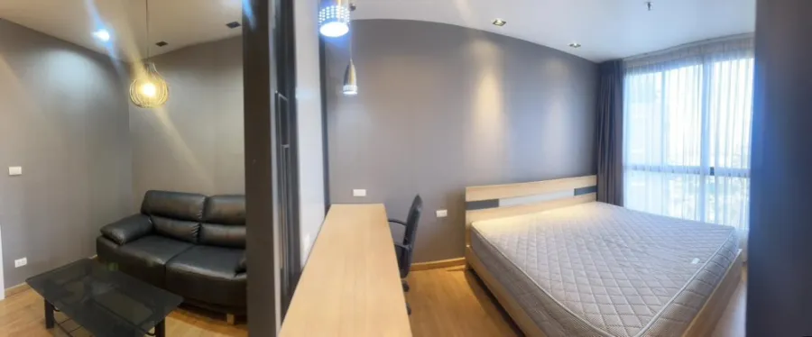ให้เช่า คอนโดเดอะทรี อินเตอร์เช้นจ์ ห้องมุม วิวเมือง การตกแต่งครบชุดแบบ Fully-Furnished จองเลย