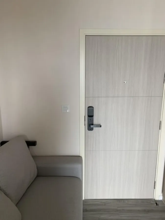 For sale, for rent!! Condo Icon Sukhumvit 77, 8th floor, new room, fully furnished. Ready to move in, don't miss it!!