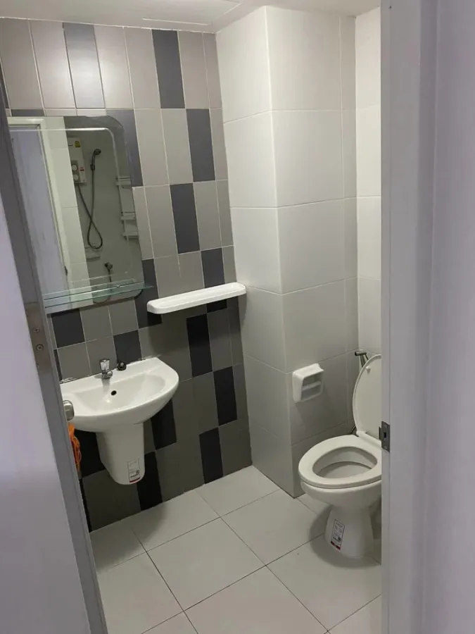 For rent, Proud X2, 8th floor, complete facilities, very good price, first come first served.