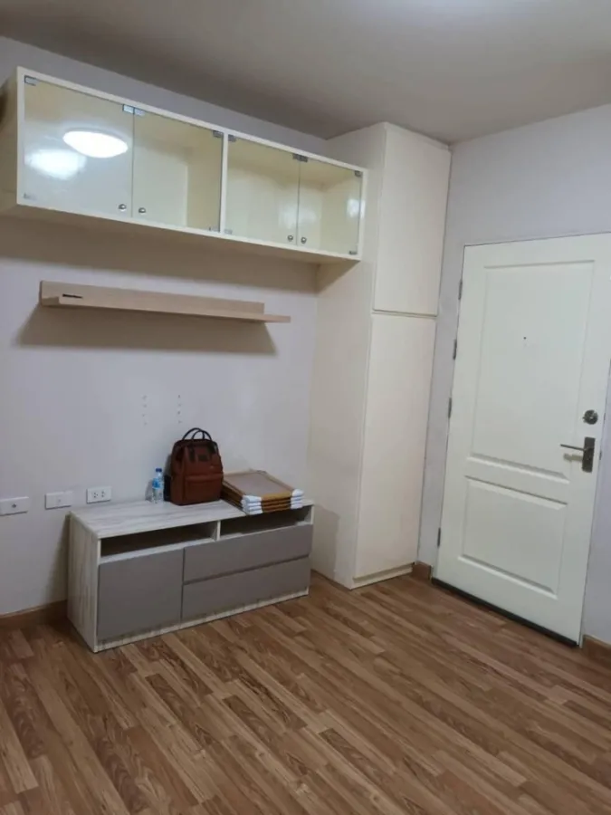 ขาย คอนโด เดอะ ซี้ด พหลโยธิน 14 ห้องพร้อมอยู่ เฟอร์ เครื่องใช้ไฟฟ้าครบ มาแต่ตัวเข้าอยู่ได้เลย