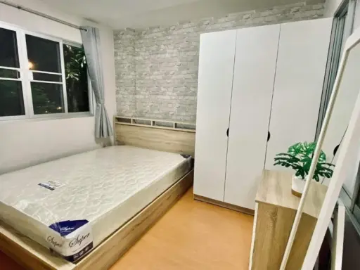 For rent, Lumpini Condo Town Rattanathibet, beautiful looking room, complete electrical appliances Hurry up to reserve now.