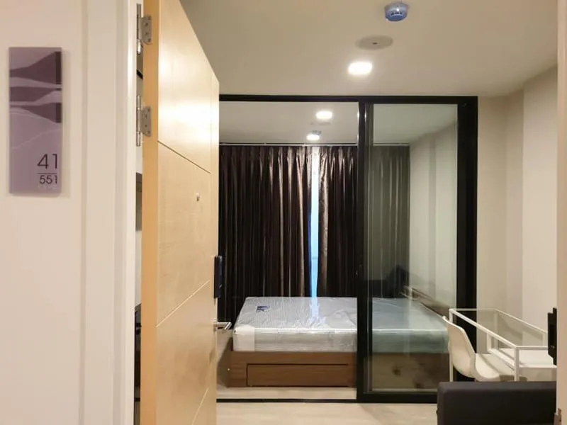KAVE CONDO ห้องใหม่ให้เช่า ราคาไม่แพง! ติดวอลเปเปอร์ทั้งห้องด้วย พร้อมย้ายได้เลย นัดดูห้องจริงเลยมั้