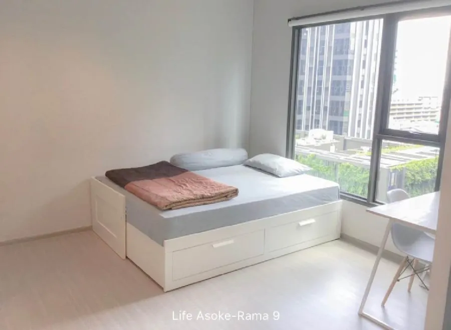 Condo for sale, Life Asoke-Rama 9, color tone, easy decoration, 11th floor, nice to live in, like this, you need to reserve now.